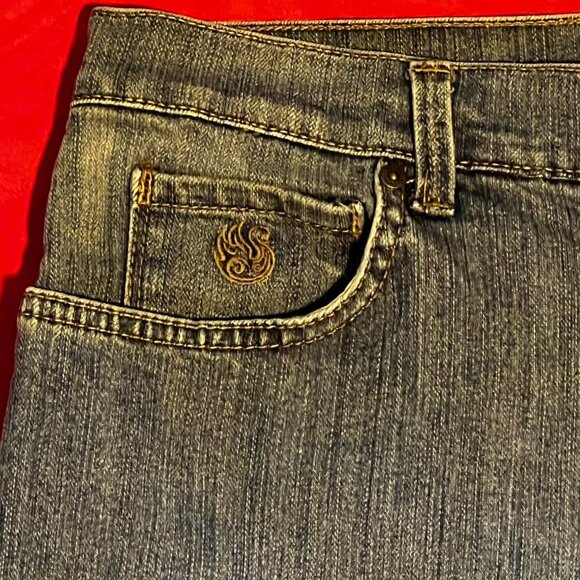 Gloria Vanderbilt denim jeans. Amanda straight fit size 14. Embroidered - Picture 6 of 6